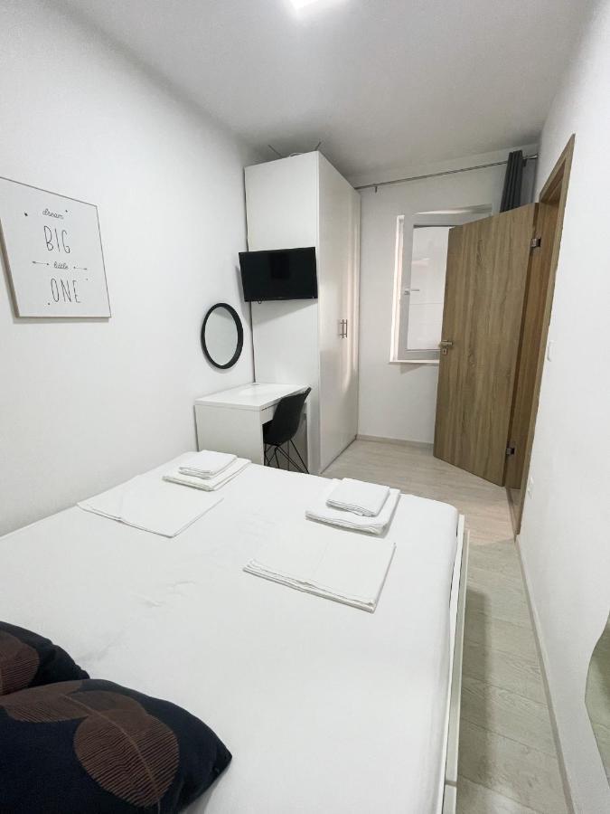 Villa Franko Baška Voda Екстериор снимка